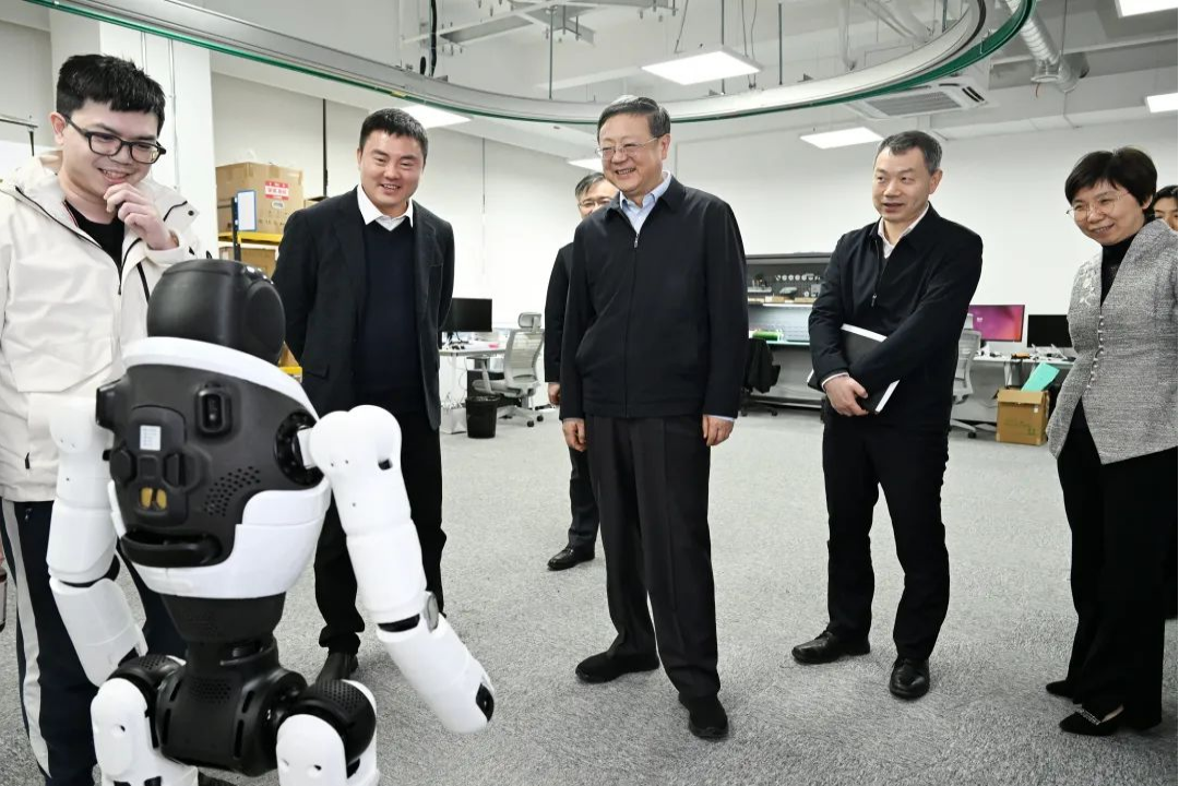 上海市委书记陈吉宁专题调研乐鱼com机器人