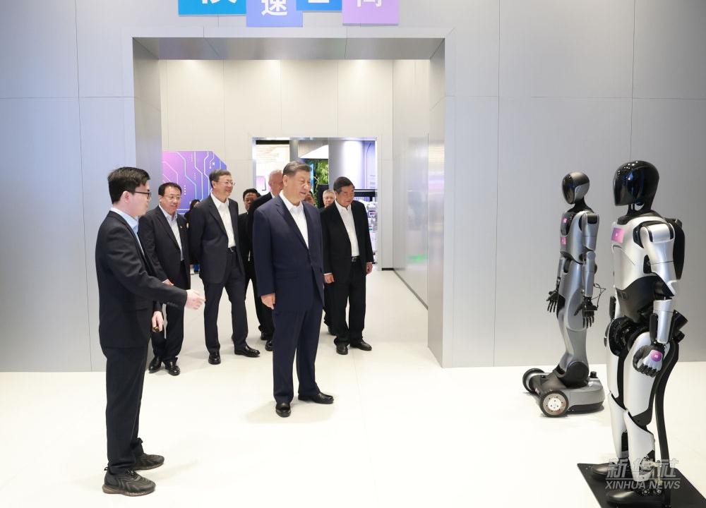 习近平总书记到上海调研，乐鱼com代表具身智能行业汇报进展